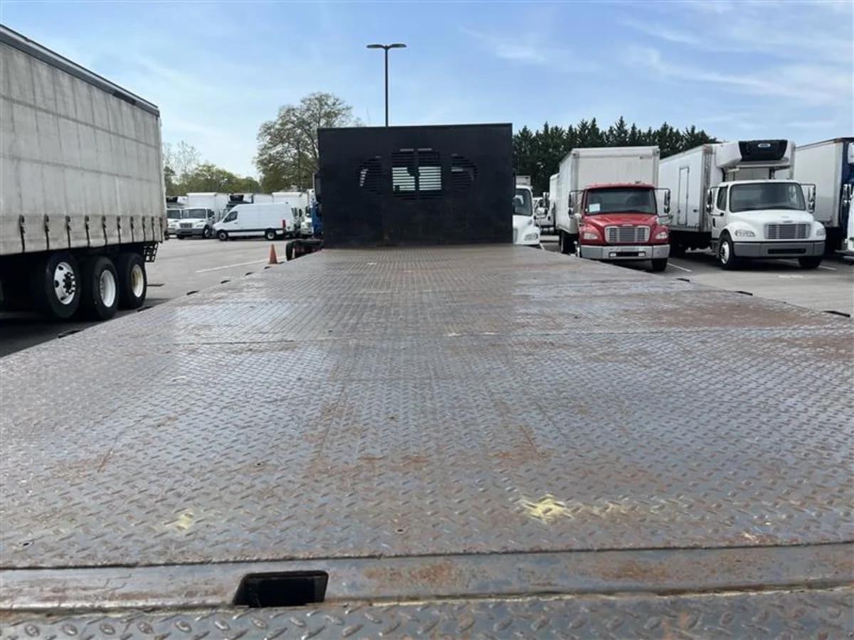 2019 Freightliner M2 106 in Beltsville, MD — photo 8