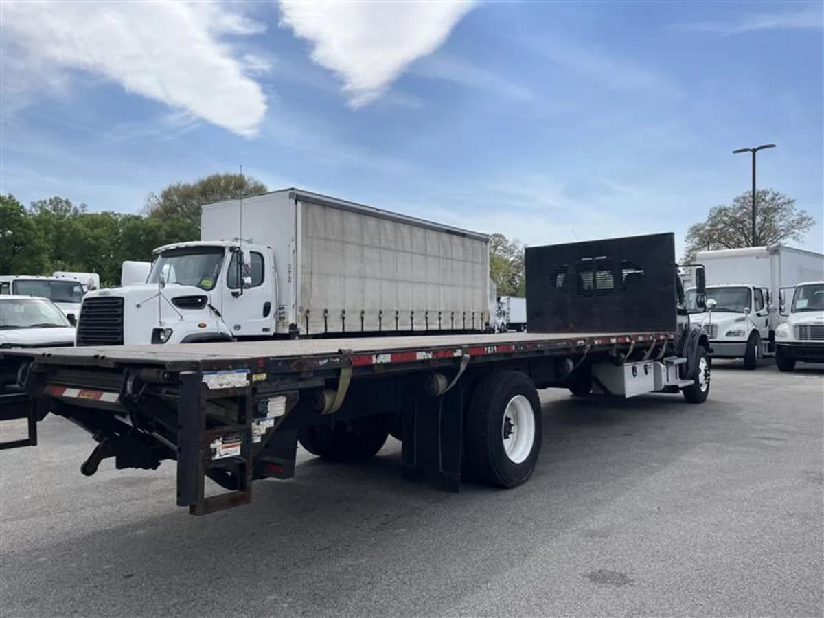 2019 Freightliner M2 106 in Beltsville, MD — photo 4