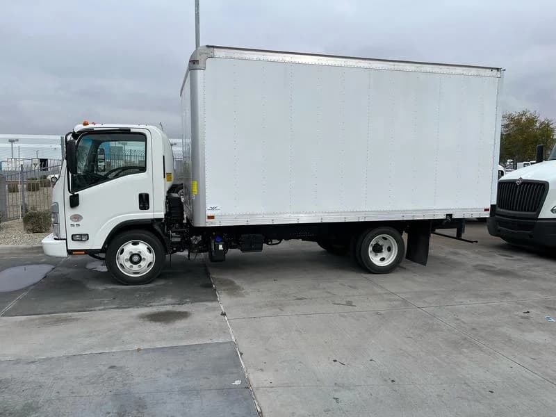 2024 Hino