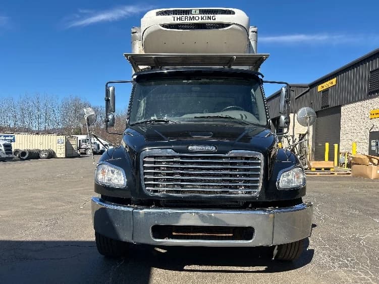 2019 Freightliner M2 106 in Jessup, PA — photo 2