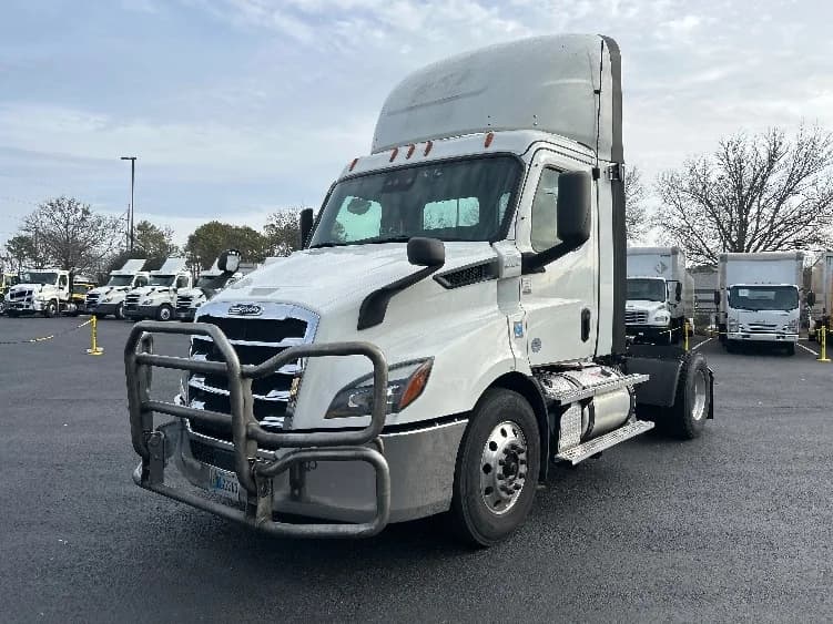 2020 Freightliner Cascadia in Atlanta (Forest Park), GA — photo 3
