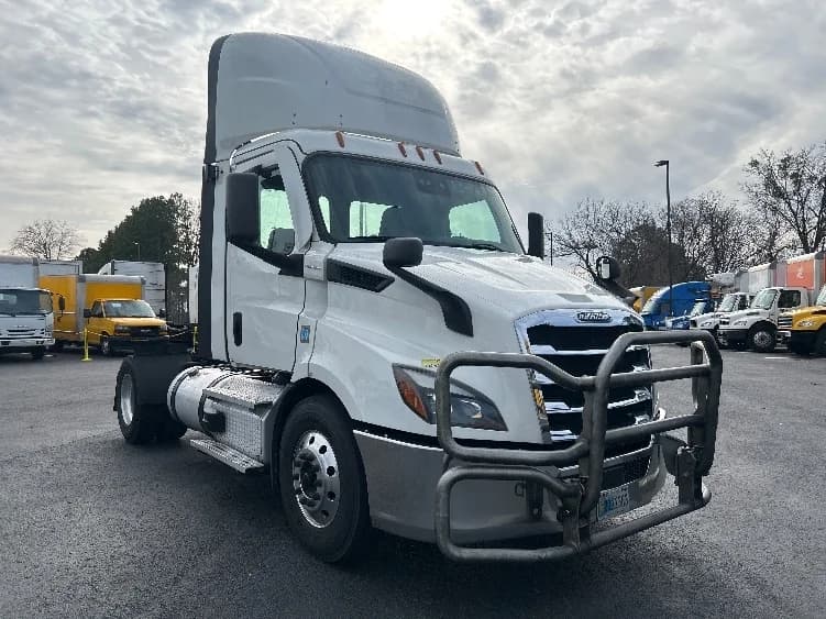 2020 Freightliner Cascadia