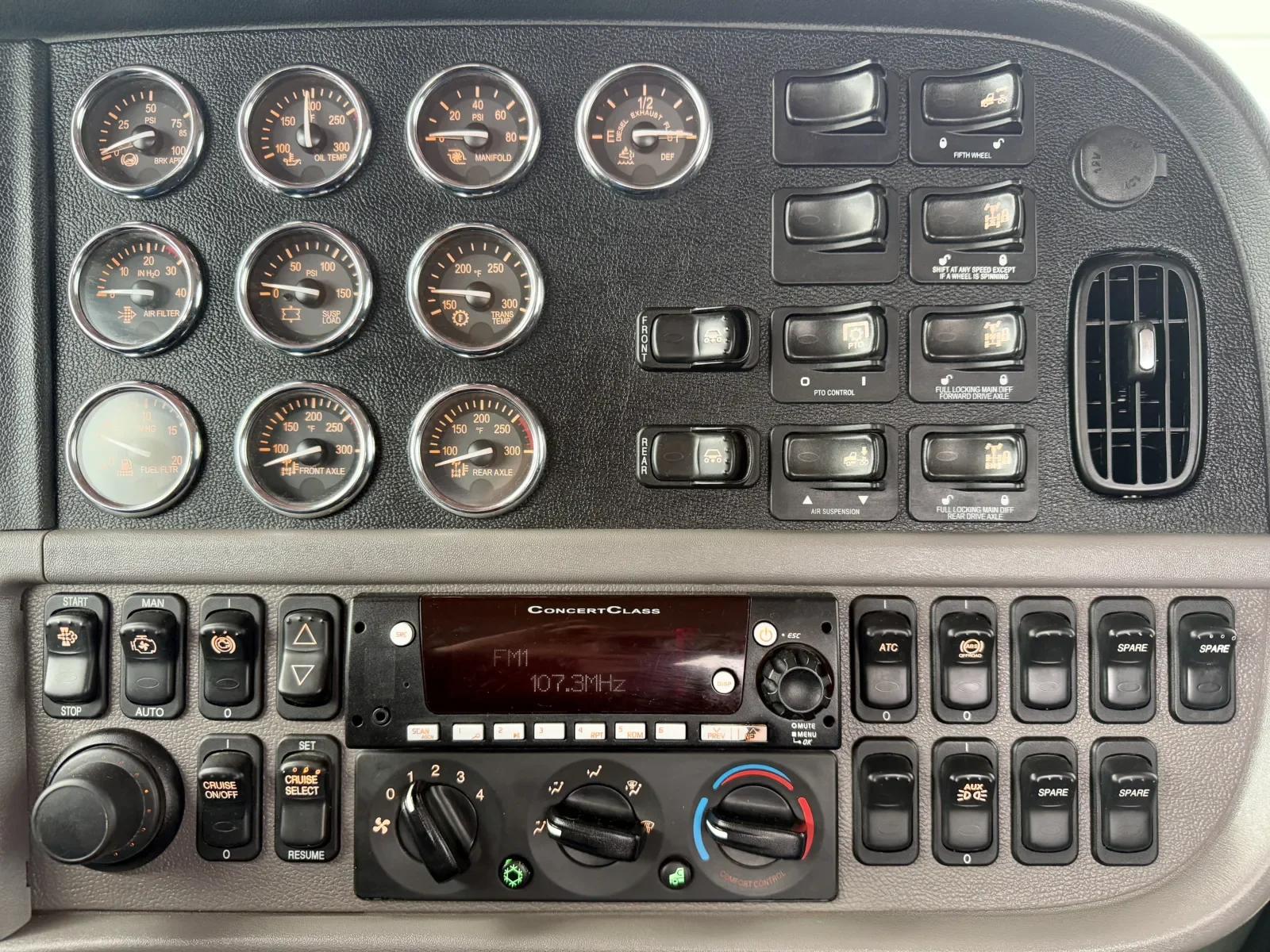 2021 Peterbilt 389 in New Lenox, IL — photo 18