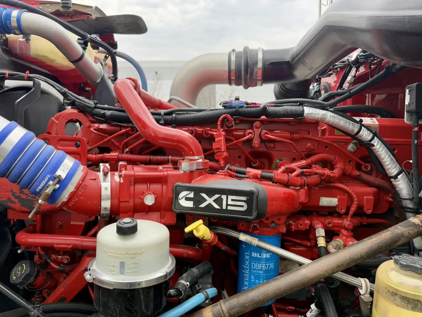 2021 Peterbilt 389 in New Lenox, IL — photo 12