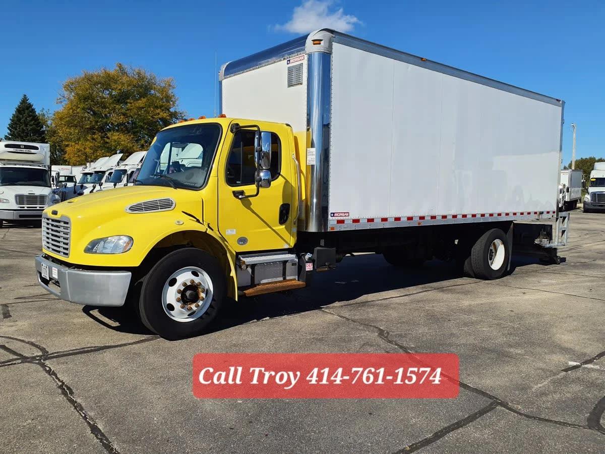 2016 Freightliner M2 106