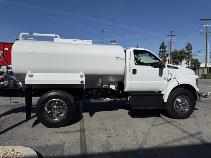 2026 Ford F-750 in Whittier, CA — photo 5