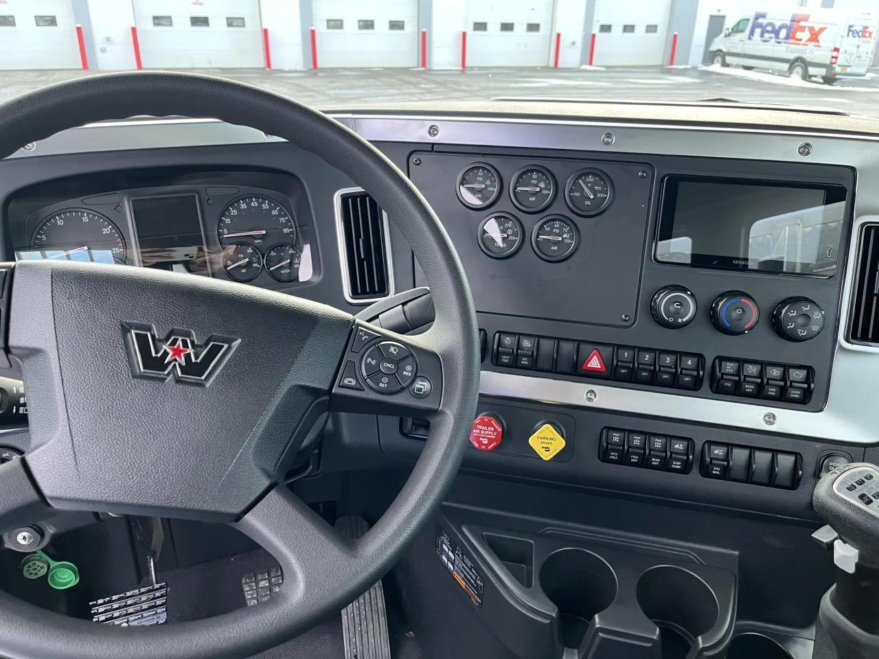 2026 Western Star 47X in Fairbanks, AK — photo 7