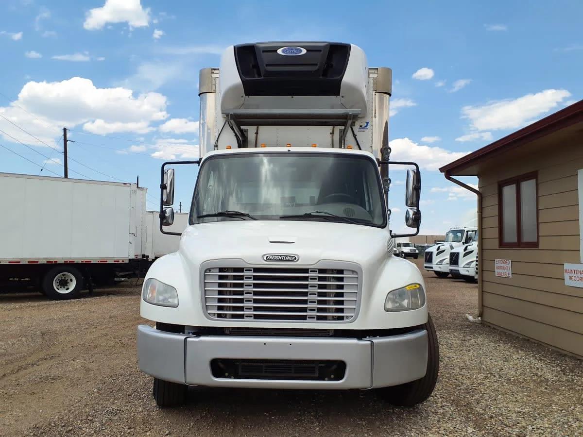 2016 Freightliner M2 106 in Commerce City, CO — photo 2
