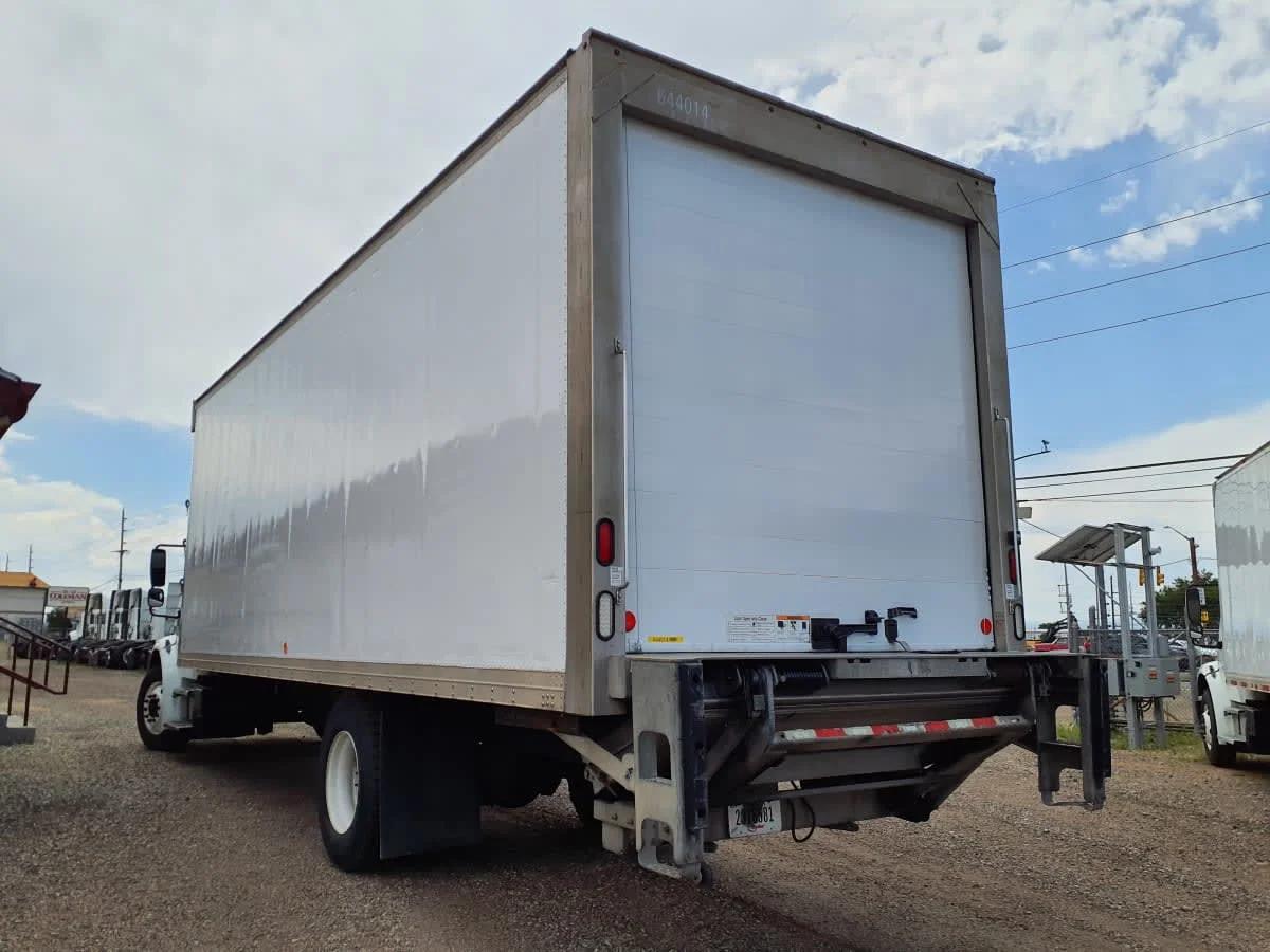2016 Freightliner M2 106 in Commerce City, CO — photo 6