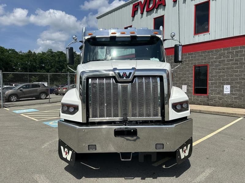 2026 Western Star 49X in Pittsburgh, PA — photo 9