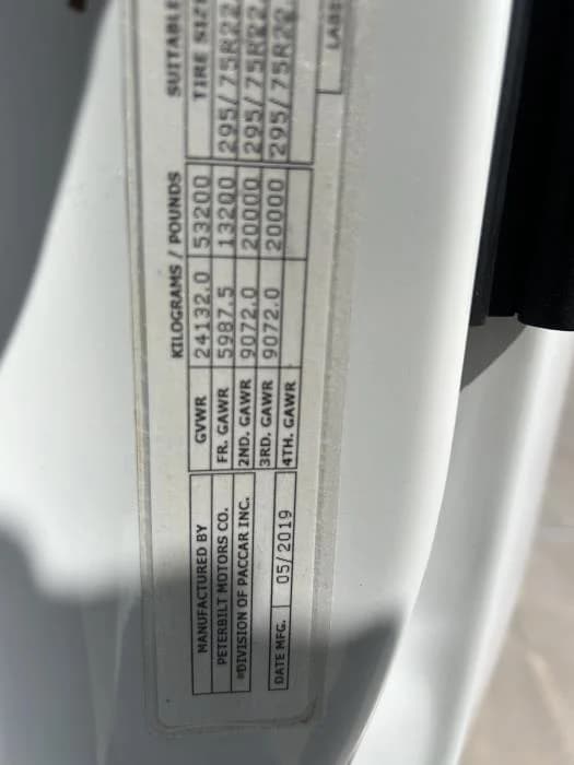 2020 Peterbilt 579 in Houston, TX — photo 27