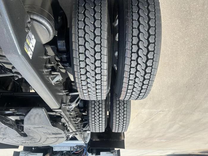 2020 Peterbilt 579 in Houston, TX — photo 13