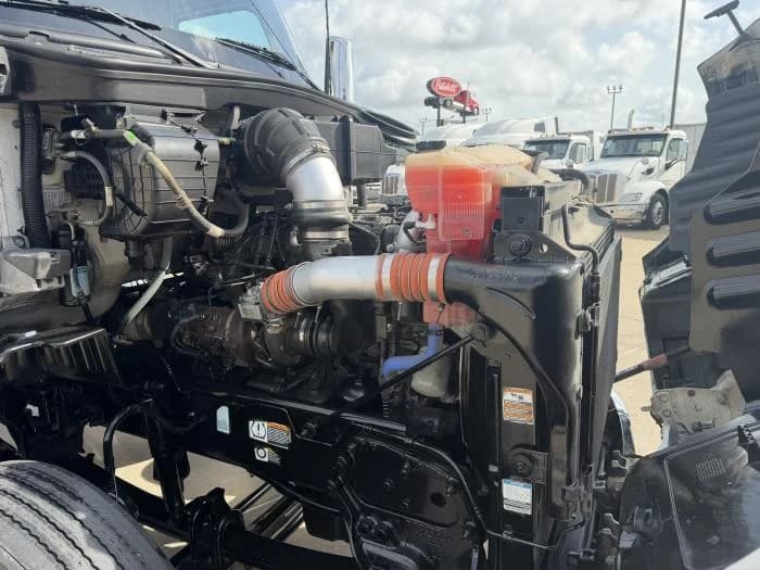 2021 Peterbilt 579 — photo 20