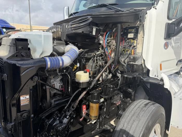2021 Peterbilt 579 — photo 17