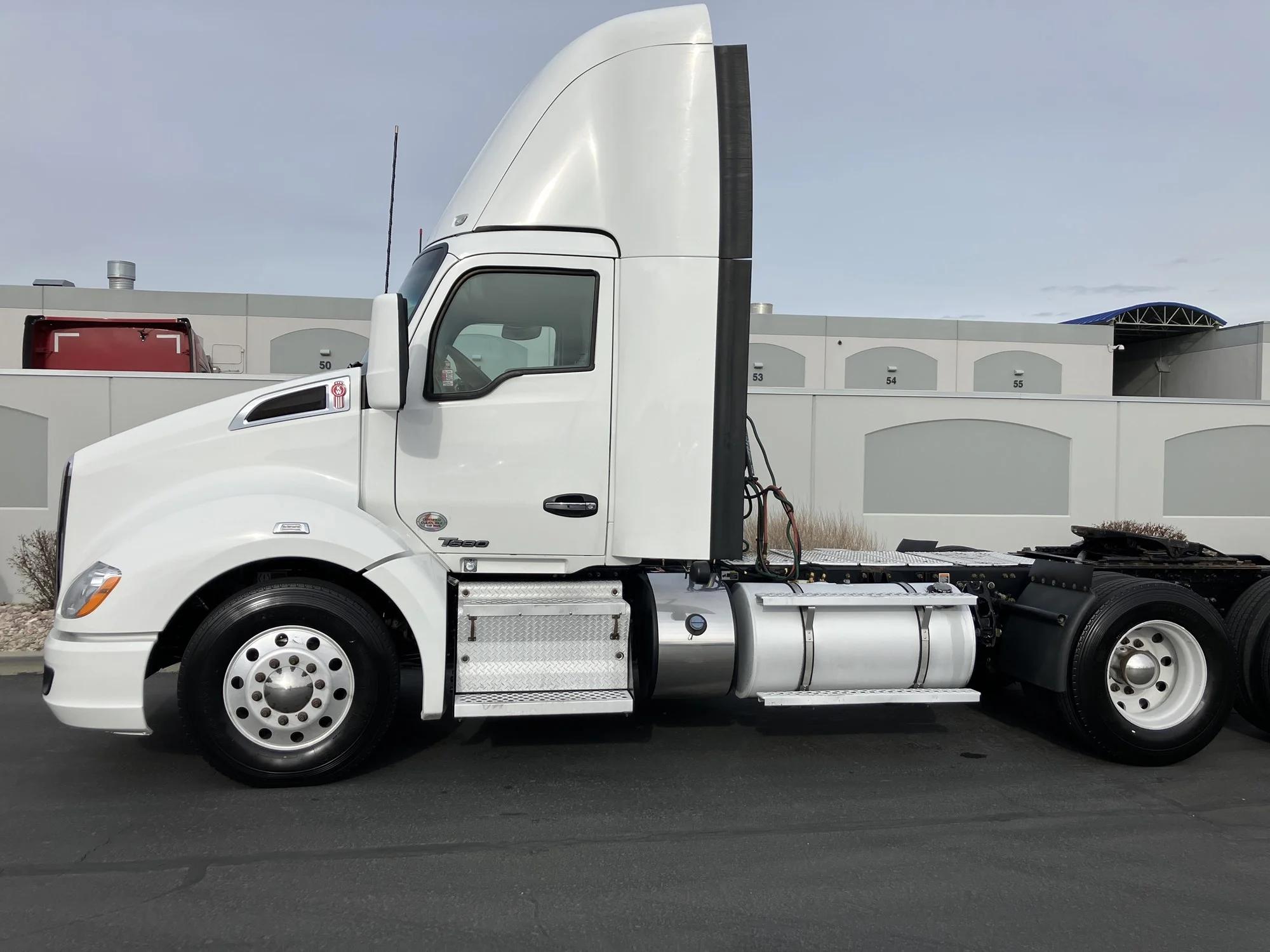 2022 Kenworth T680