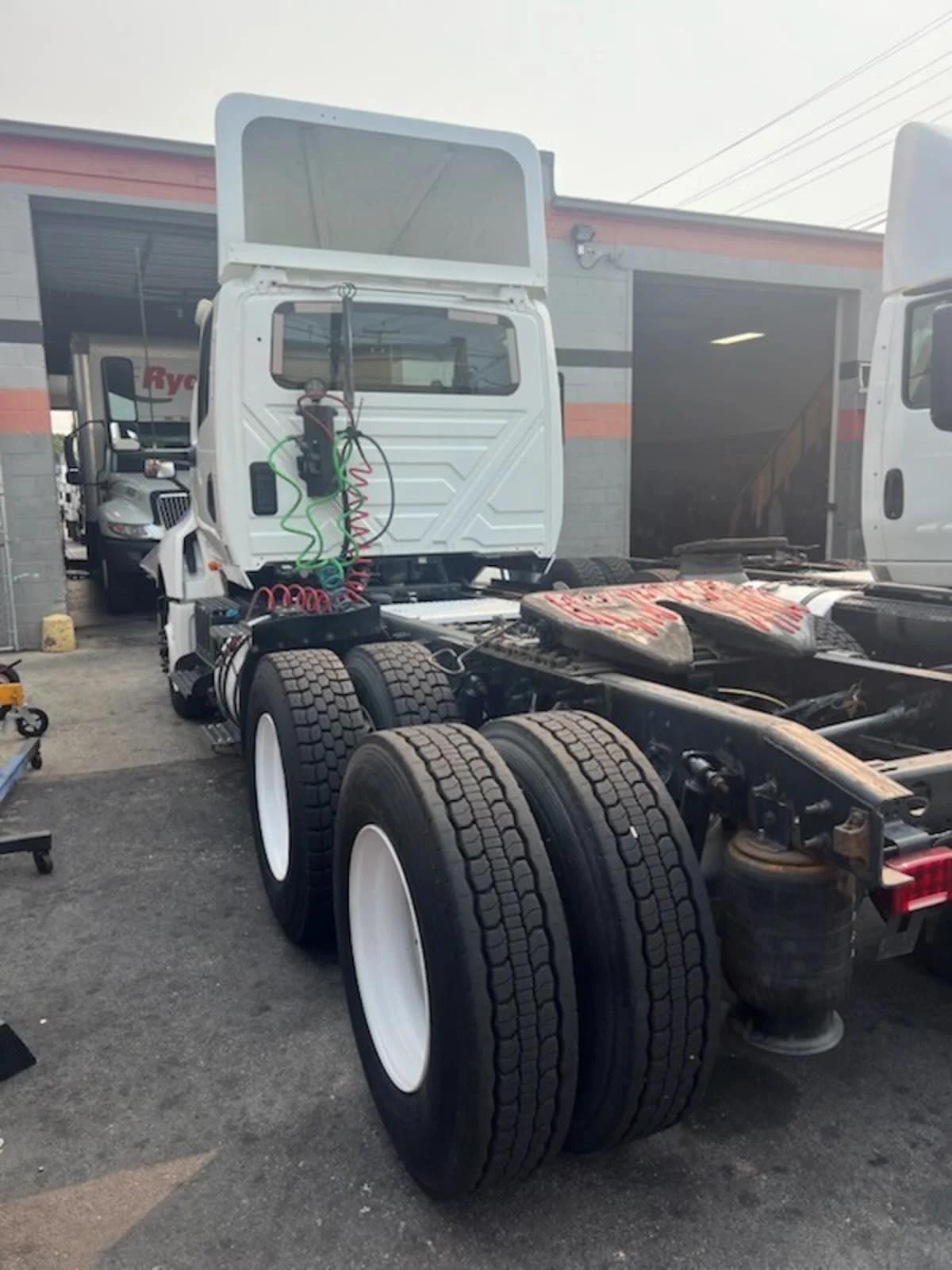 2019 International LT in Newark, NJ