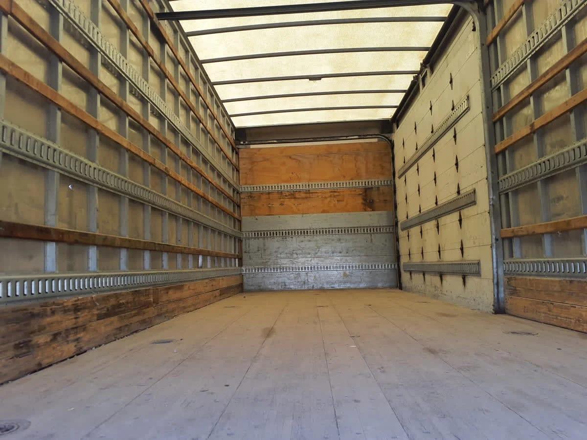 2020 Freightliner M2 106 in Altoona, IA — photo 8