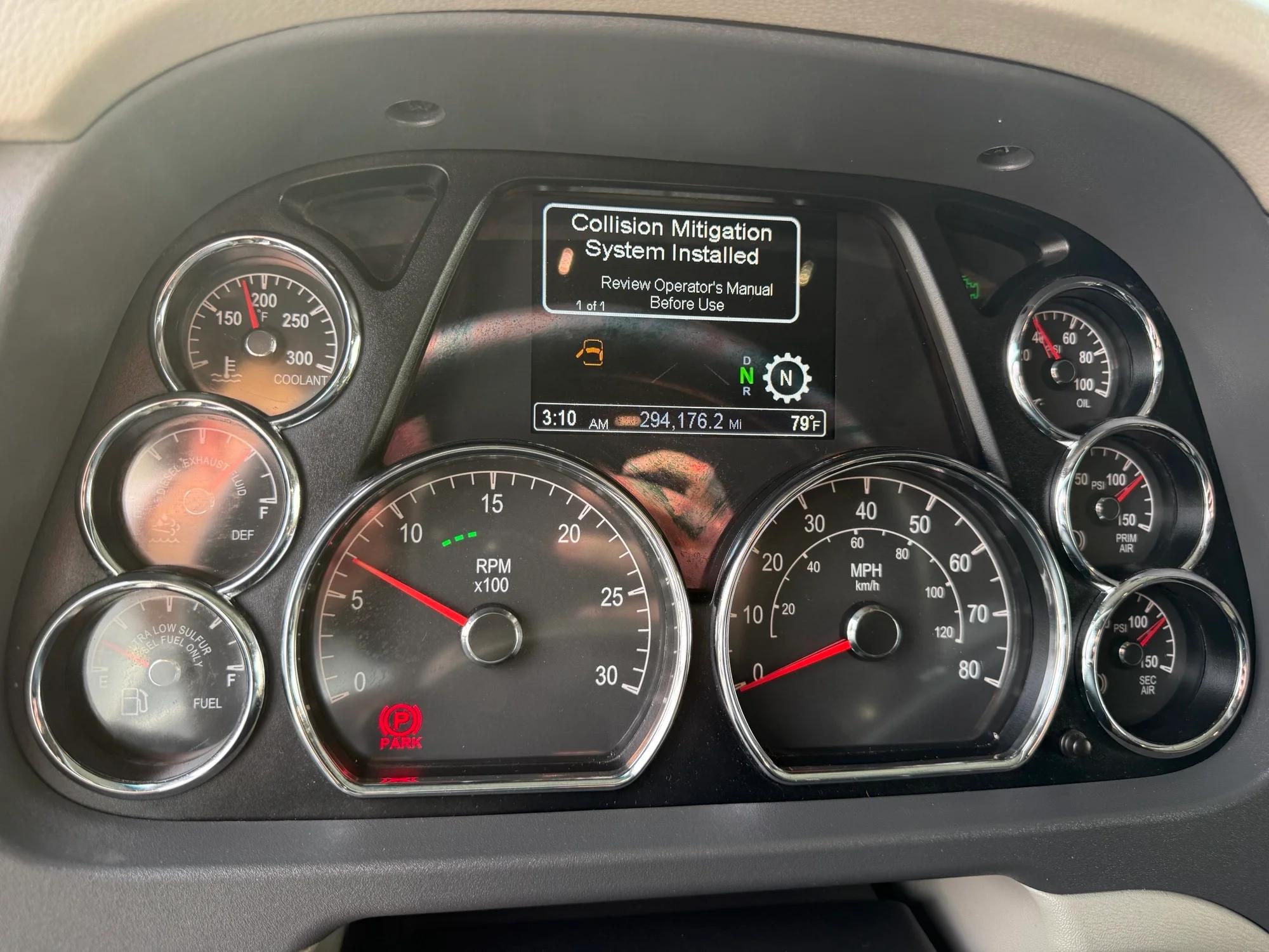 2021 Peterbilt 579 in Lowell, AR — photo 9