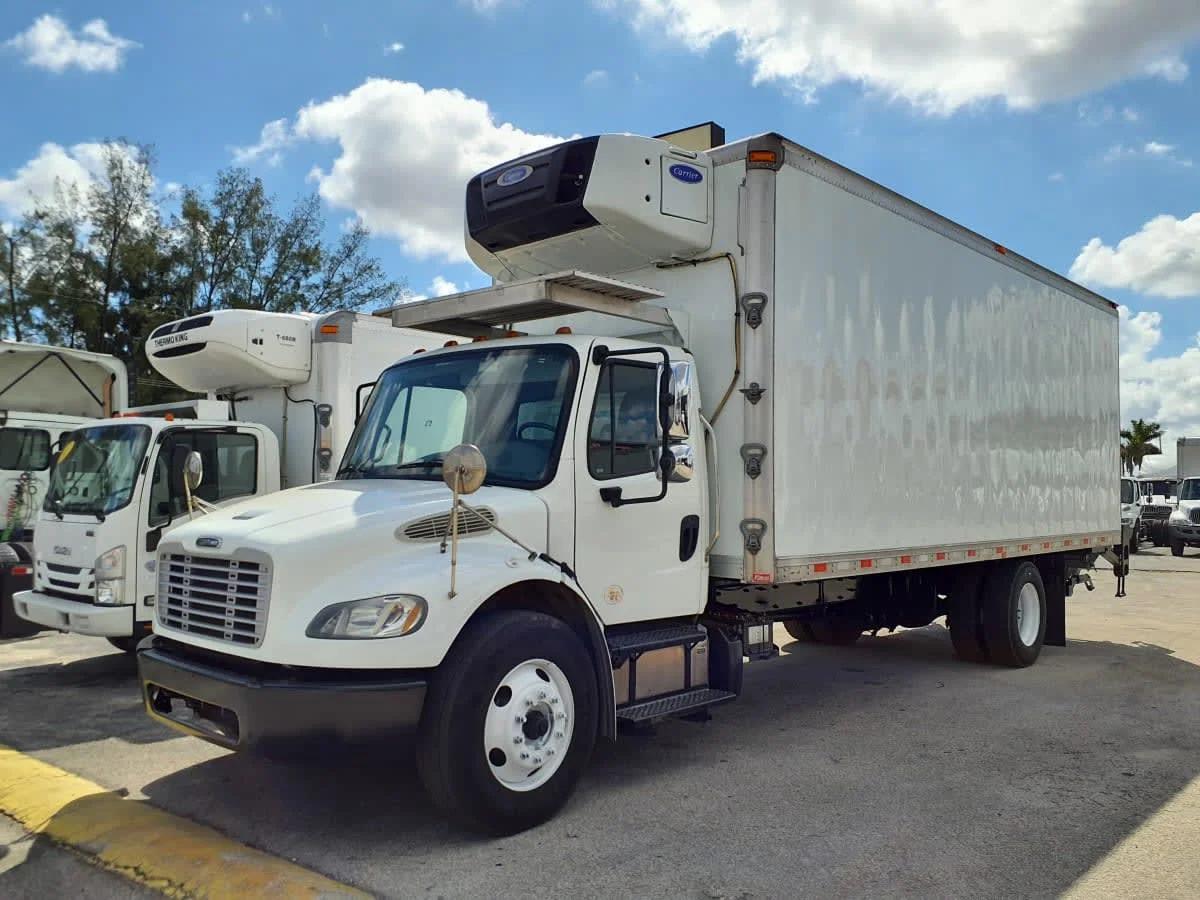 2019 Freightliner M2 106