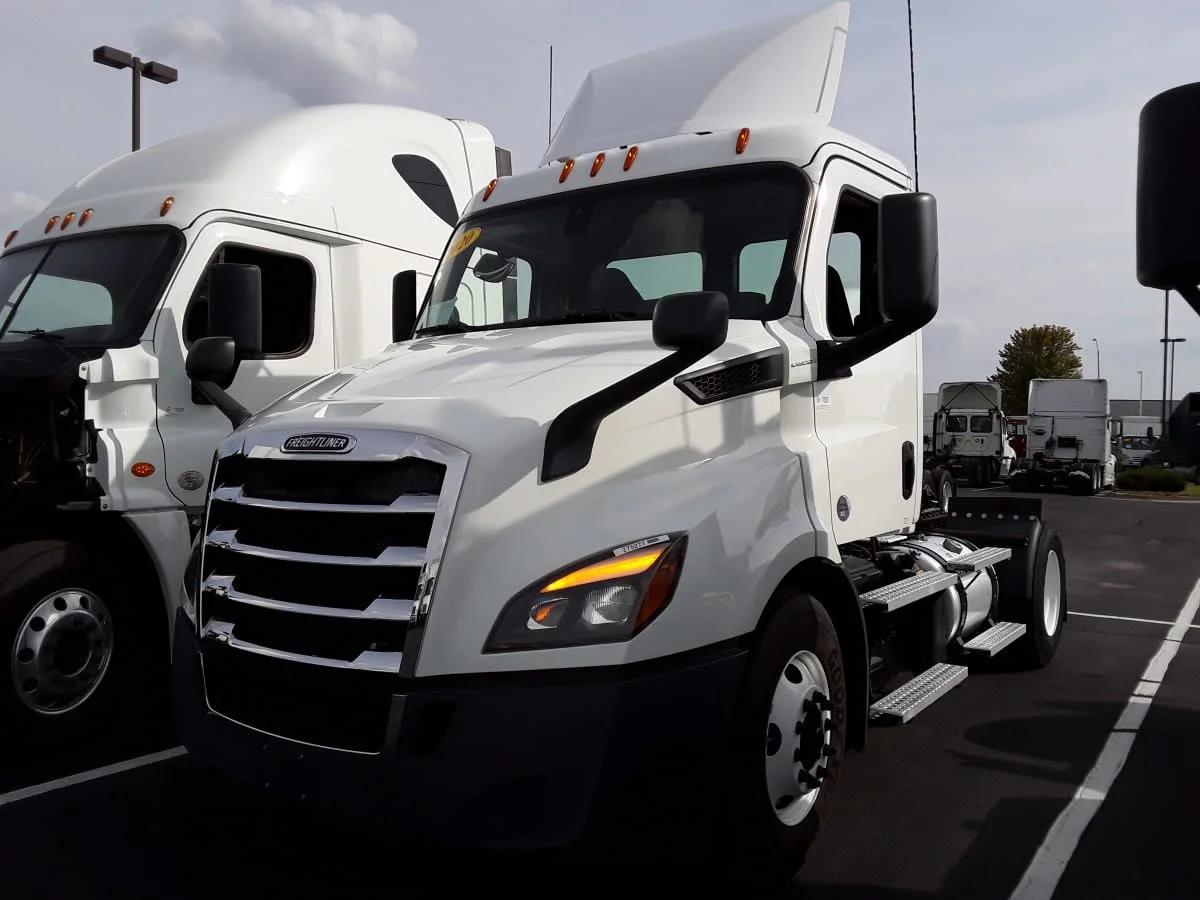2020 Freightliner Cascadia