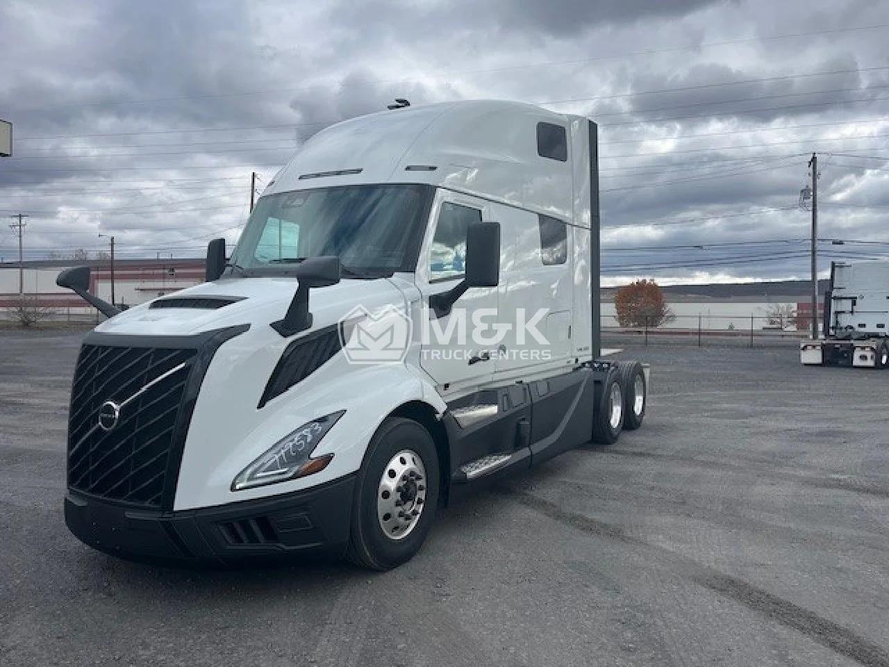 2026 Volvo VNL 860 in DUNMORE, PA