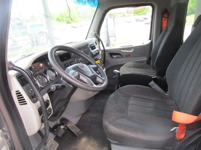 2020 Peterbilt 567 in BUTLER, PA — photo 9