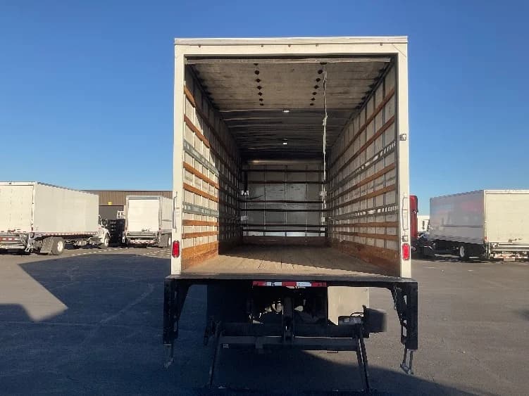 2023 Freightliner M2 106 in Phoenix, AZ — photo 8