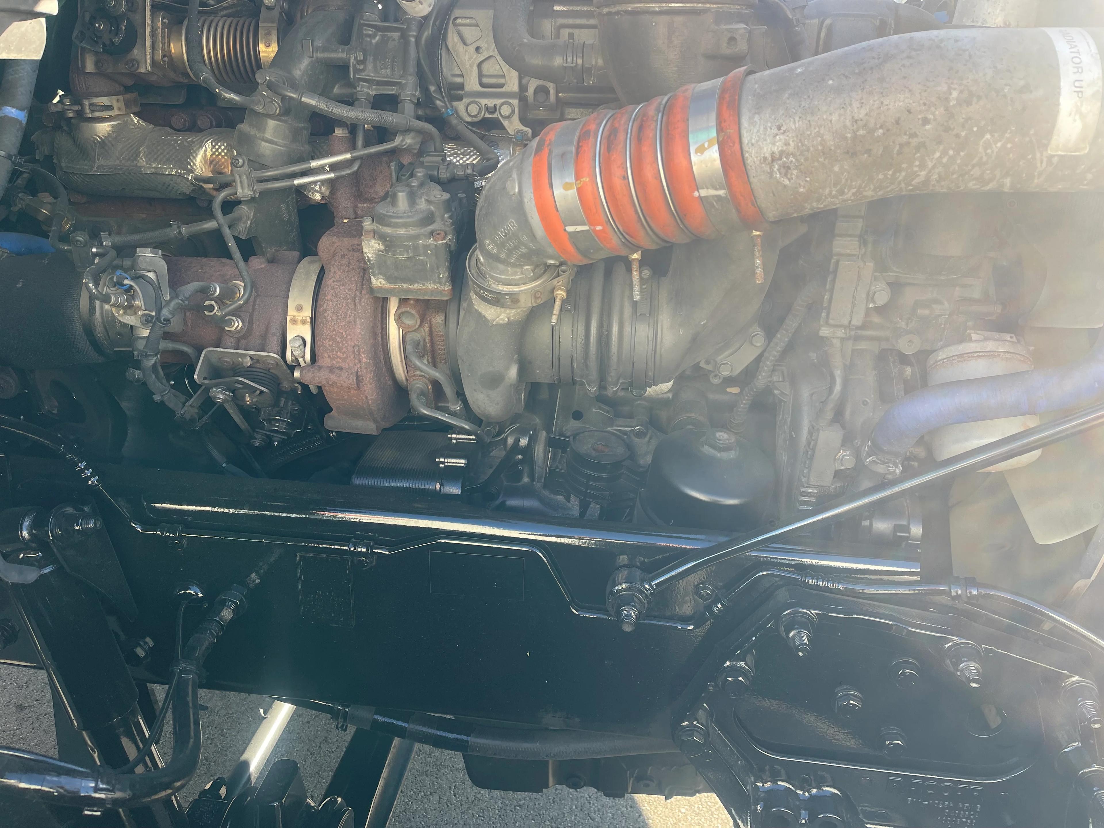 2020 Peterbilt 579 in Dayton, OH — photo 10
