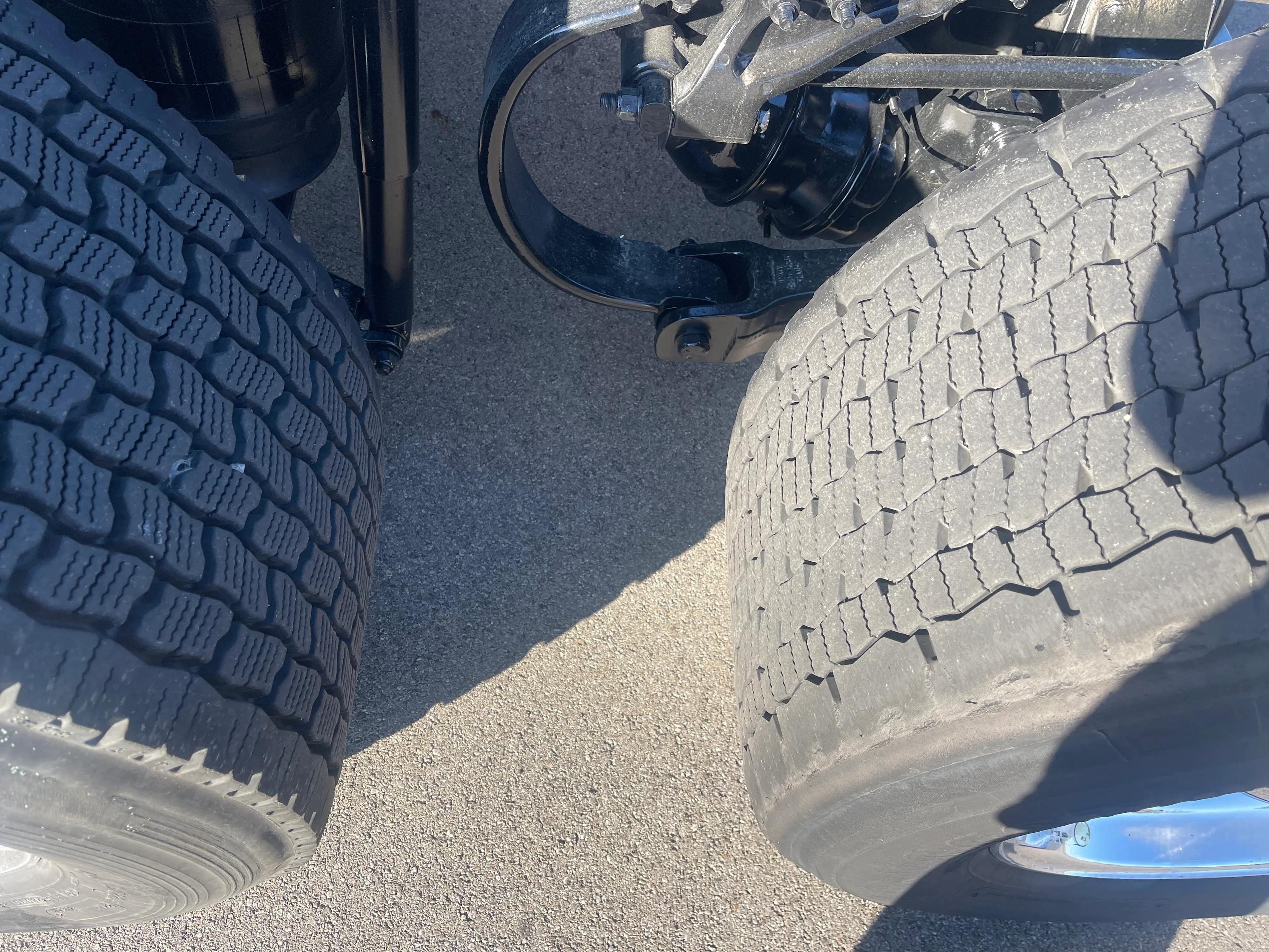 2020 Peterbilt 579 in Dayton, OH — photo 13