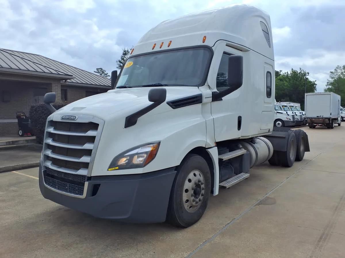 2020 Freightliner Cascadia in Houston, TX