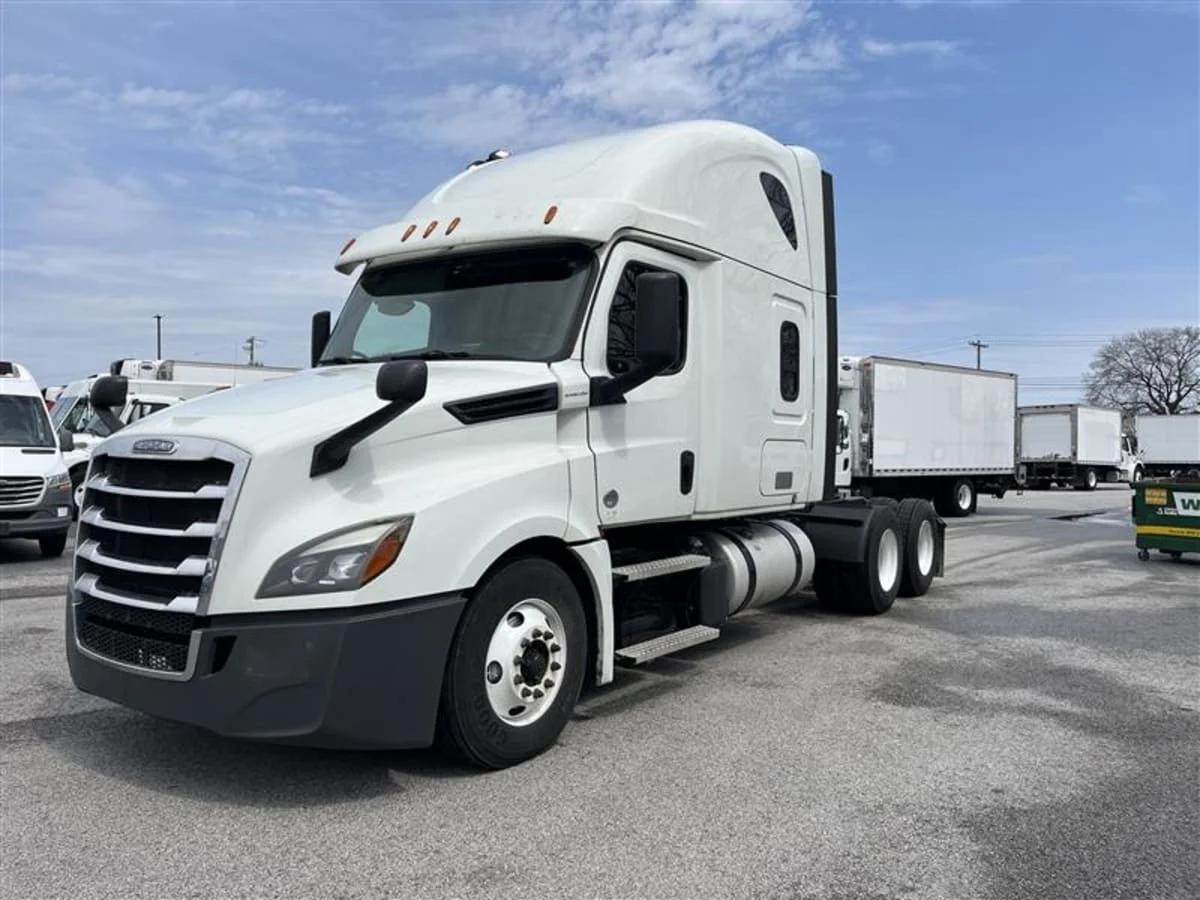 2020 Freightliner Cascadia
