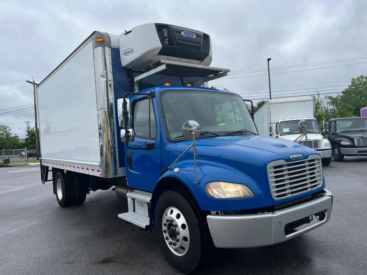 2018 Freightliner M2 106 in Beltsville, MD — photo 3