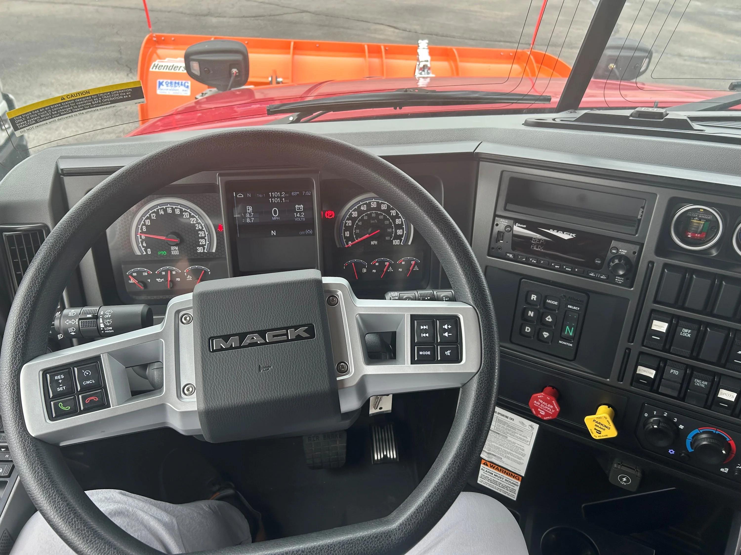 2026 Mack in CAHOKIA, IL — photo 8