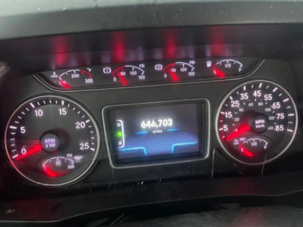 2019 International LT in Springfield, MA — photo 11