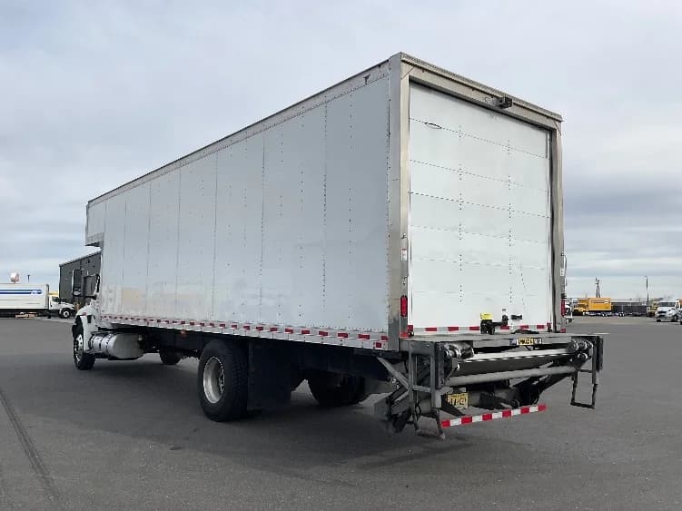 2022 International MV in Pasco, WA — photo 6