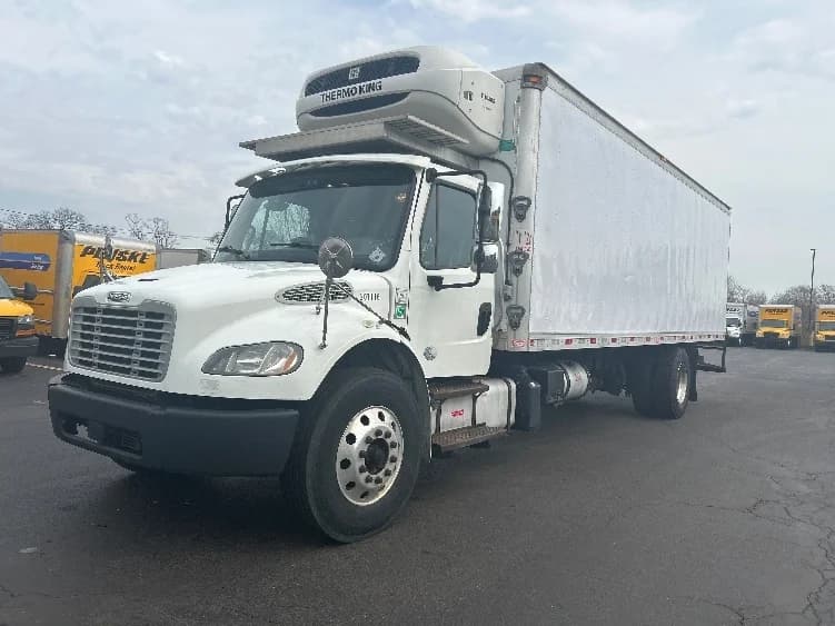 2019 Freightliner M2 106 in Montgomery, NY — photo 3