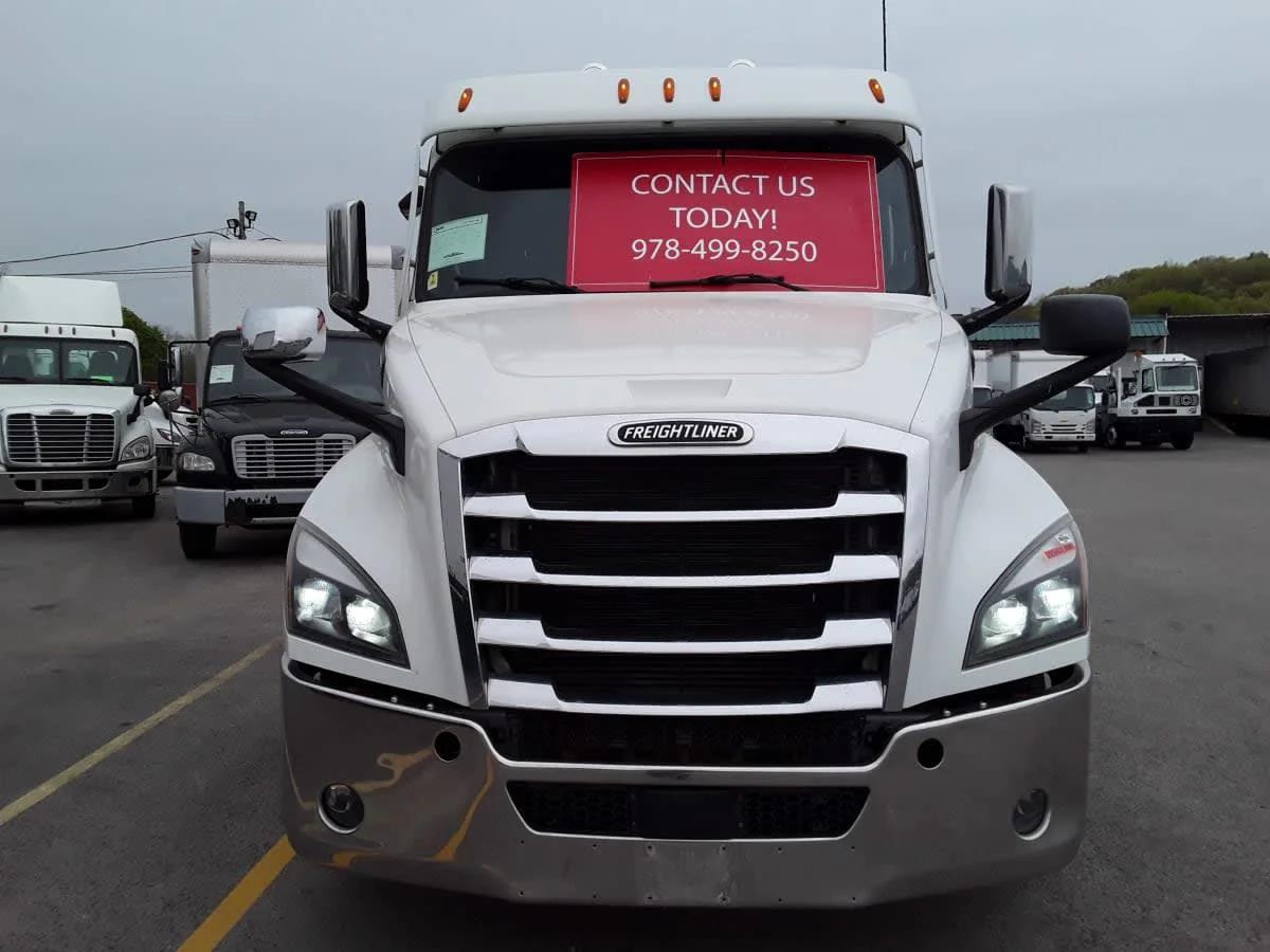 2021 Freightliner Cascadia in Salisbury, MA