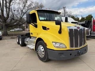 2021 Peterbilt 579 in Greensboro, NC — photo 2