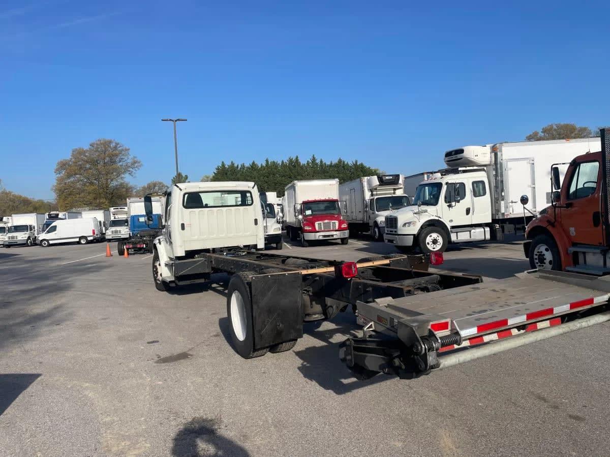 2020 Freightliner M2 106 in Beltsville, MD — photo 6