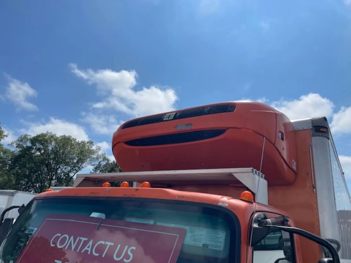 2019 Isuzu NQR in Farmingdale, NY — photo 7
