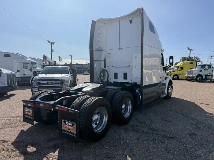 2021 Peterbilt 579 in Dallas, TX — photo 27