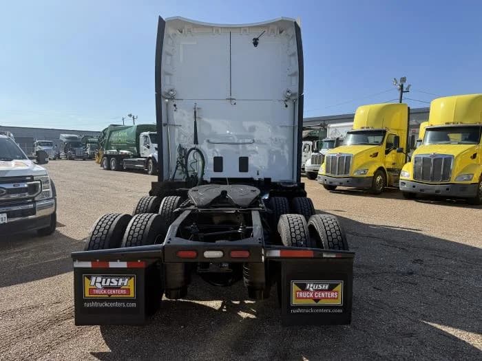 2021 Peterbilt 579 in Dallas, TX — photo 29