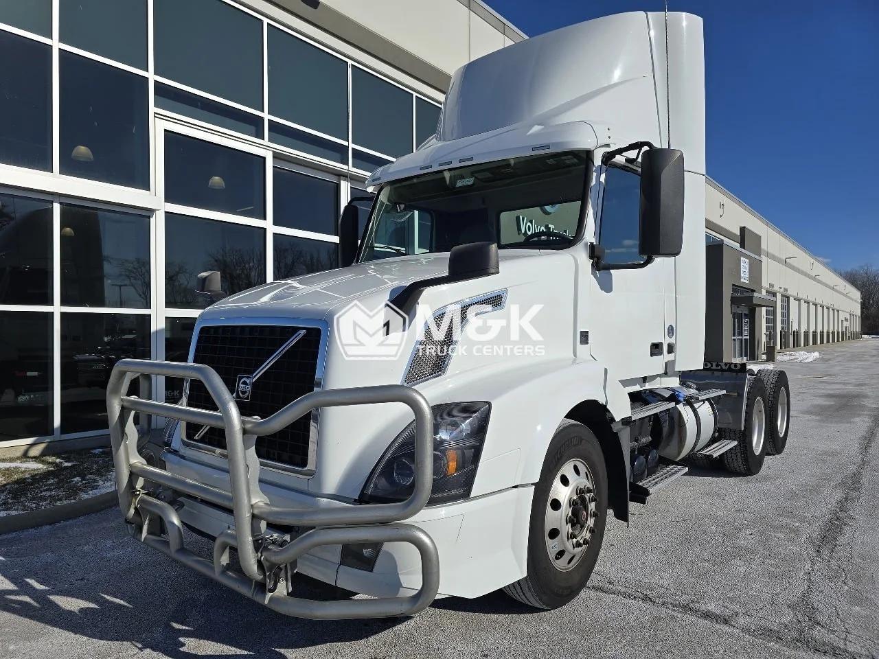 2017 Volvo VNL 300