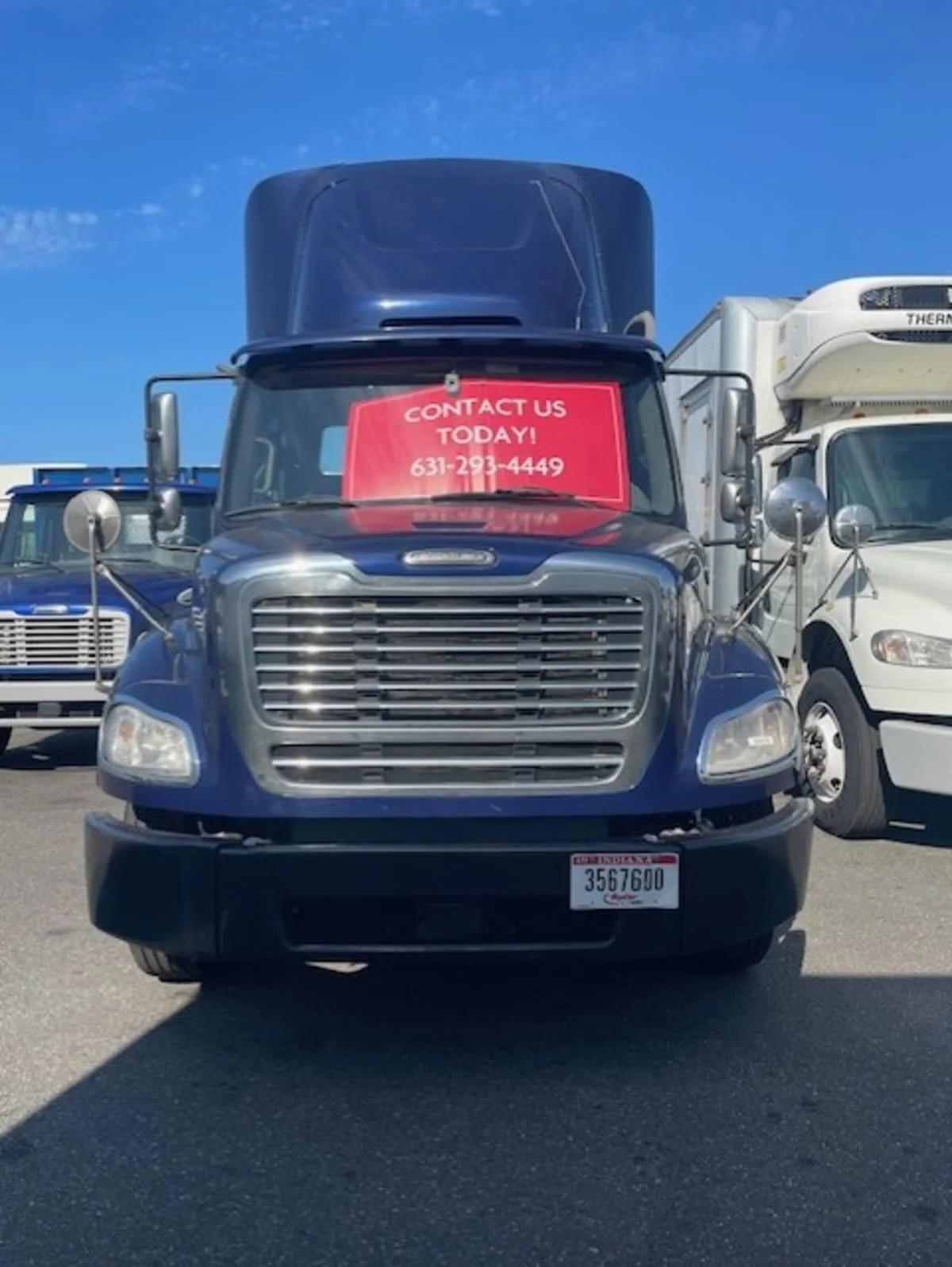 2020 Freightliner M2 112 in Farmingdale, NY — photo 2