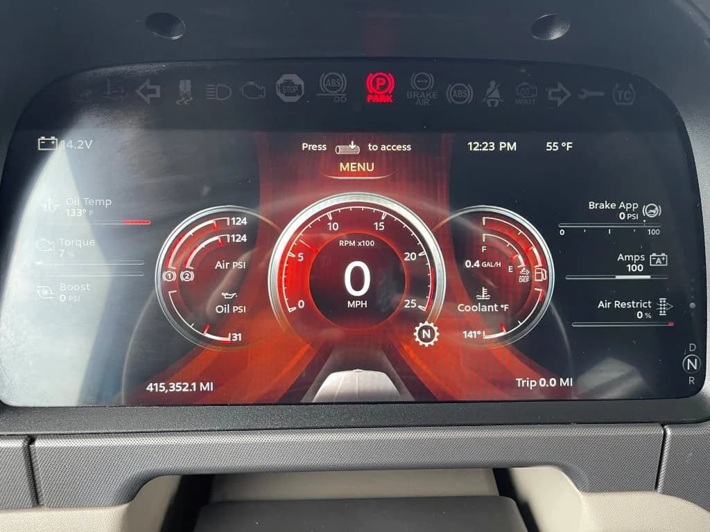 2023 Peterbilt 579 in Louisville, KY — photo 11