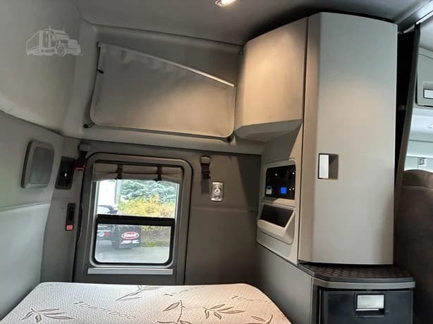 2021 Kenworth T680 in Troutdale, OR — photo 21