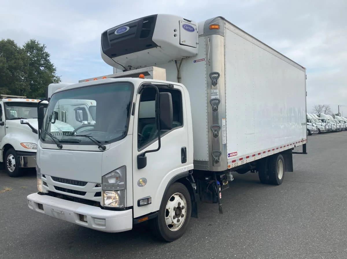 2019 Isuzu NRR