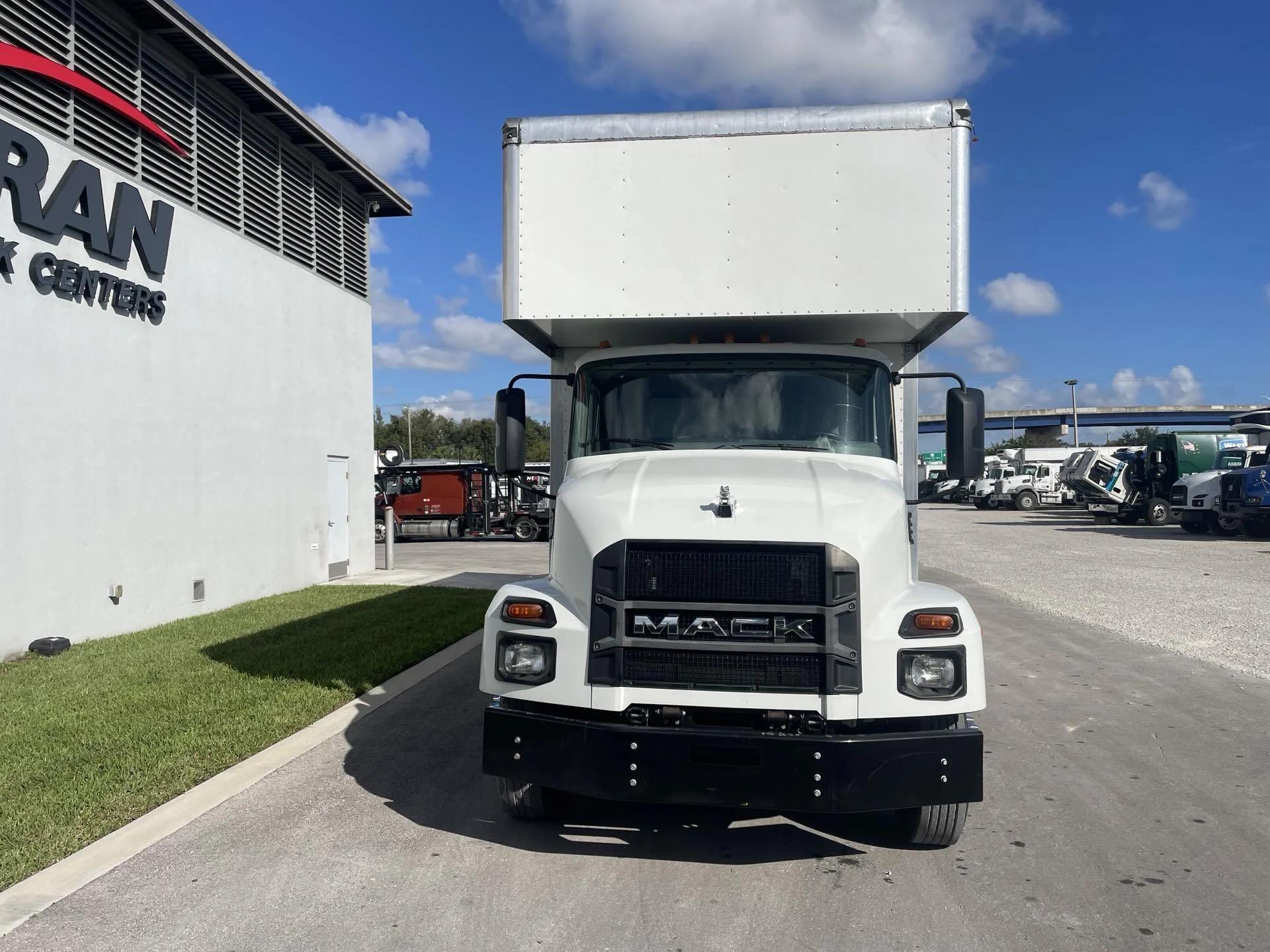 2023 Mack MD in Fort Lauderdale, FL — photo 7