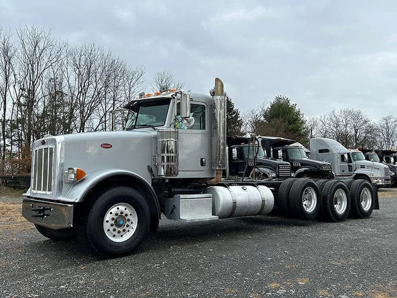 2013 Peterbilt 367