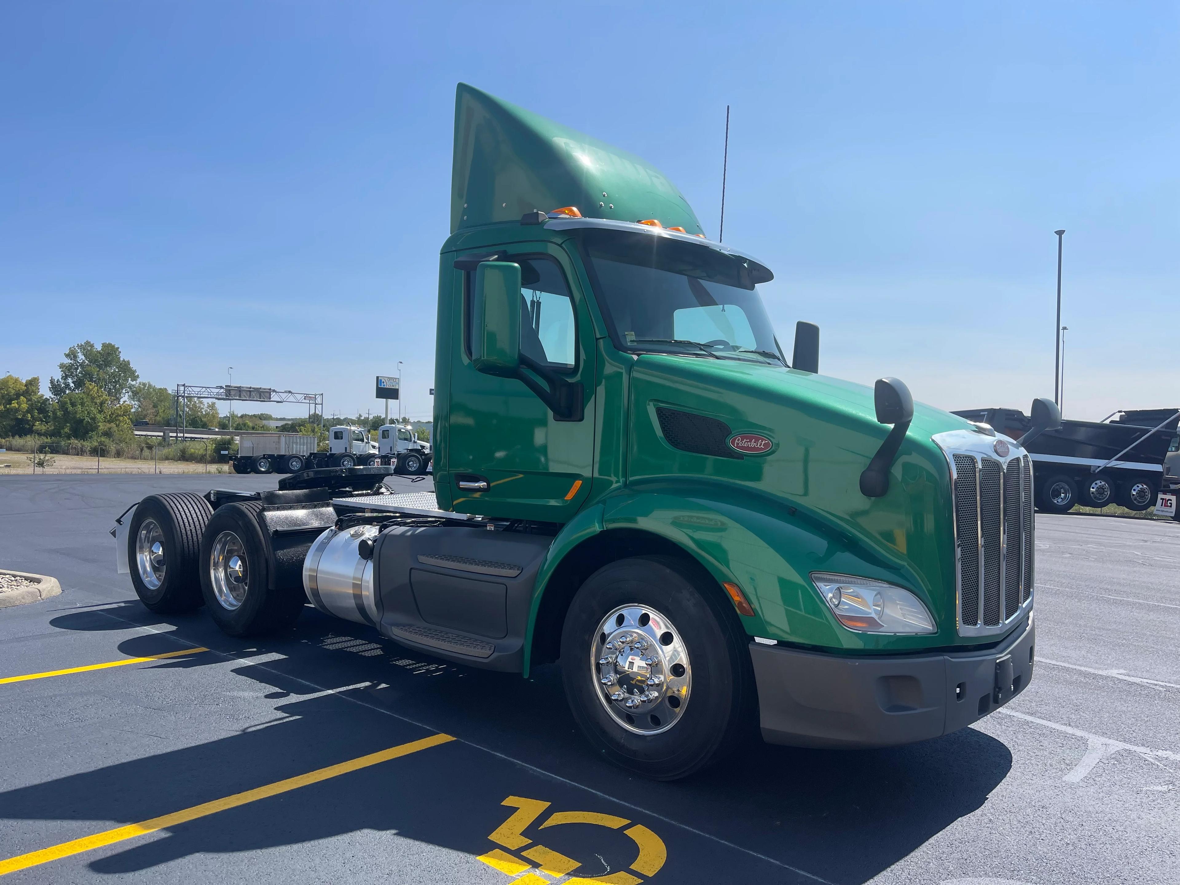 2020 Peterbilt 579 in Dayton, OH — photo 7